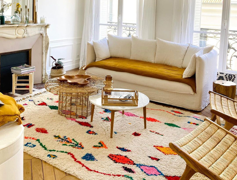 Moderner marokkanischer Teppich im Wohnzimmer Interior Design