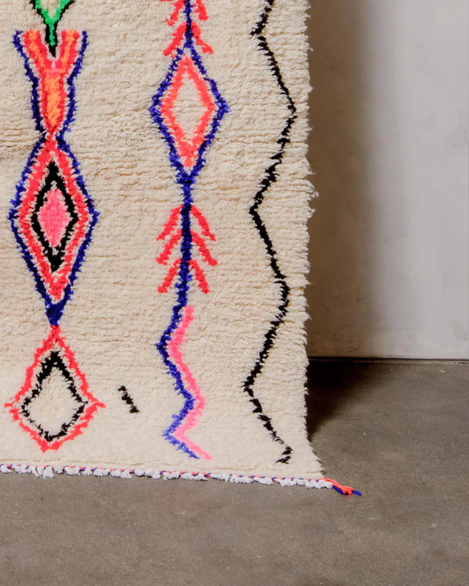 Marokkanischer Azilal Teppich modernes geometrisches Design